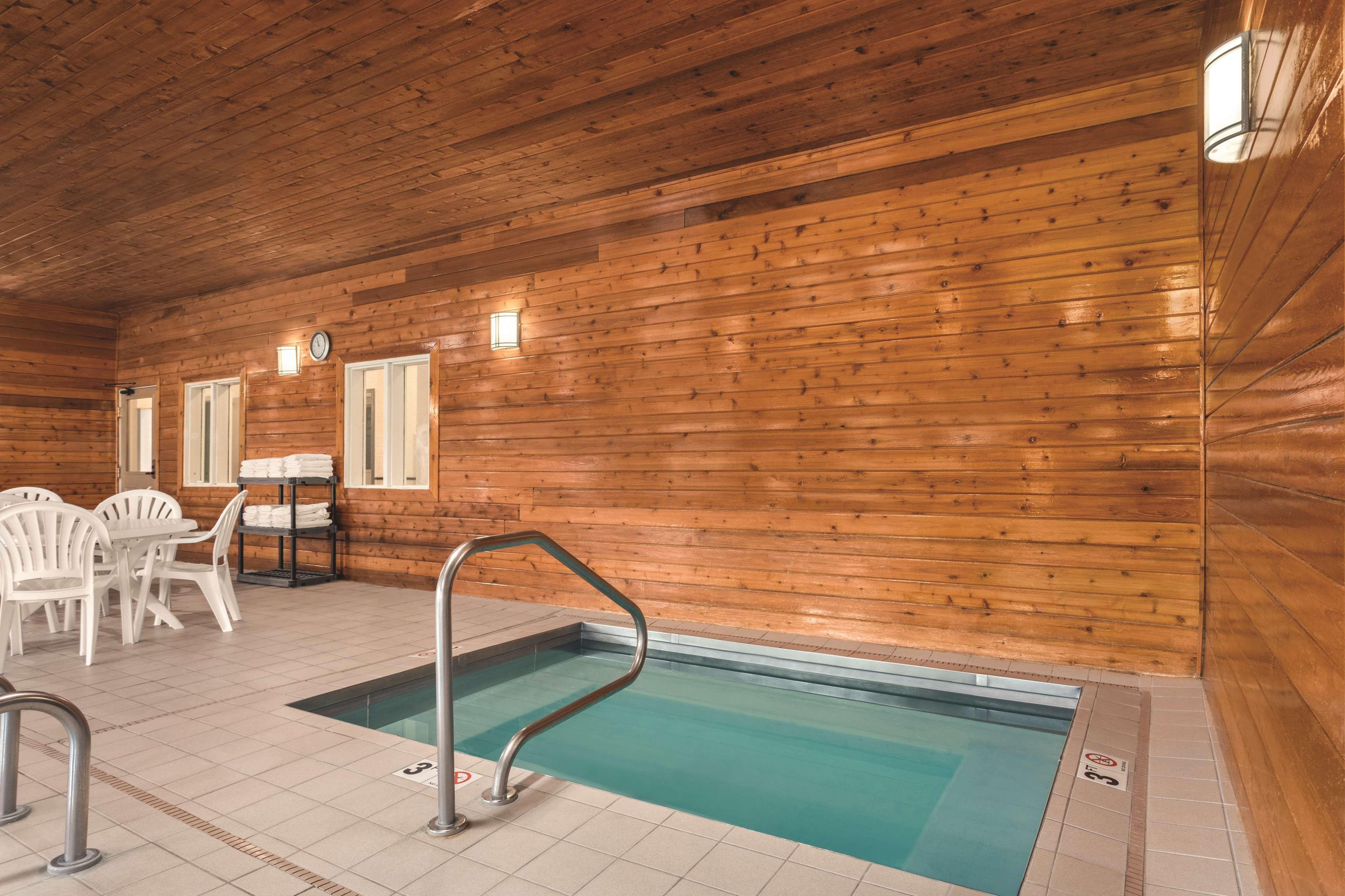 Country Inn & Suites By Radisson, Dakota Dunes, Sd Buitenkant foto
